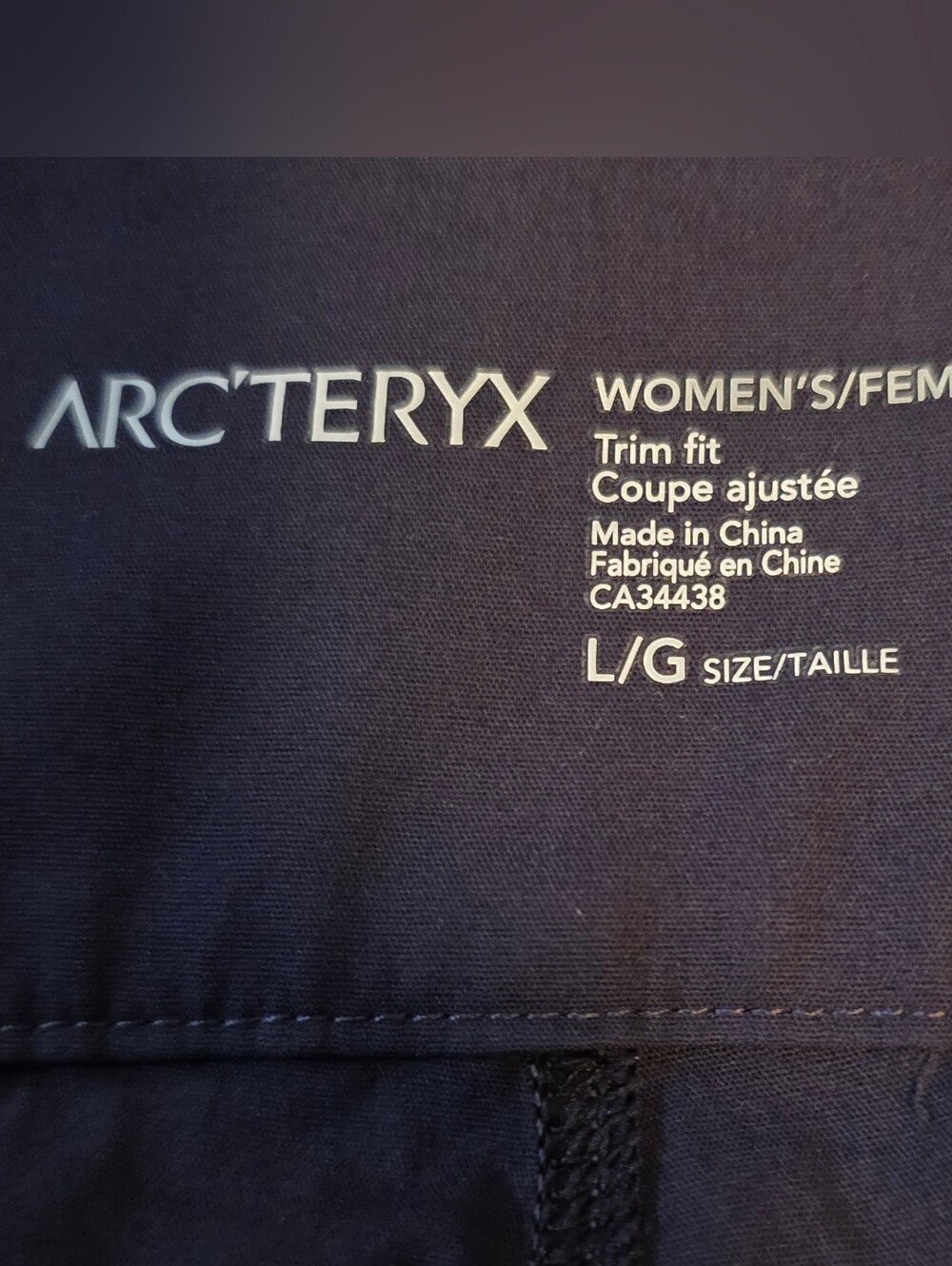 Arc'teryx Women's Navy Trim-Fit Shorts